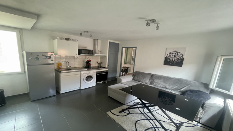 Ma-Cabane - Location Appartement Toulon, 30 m²