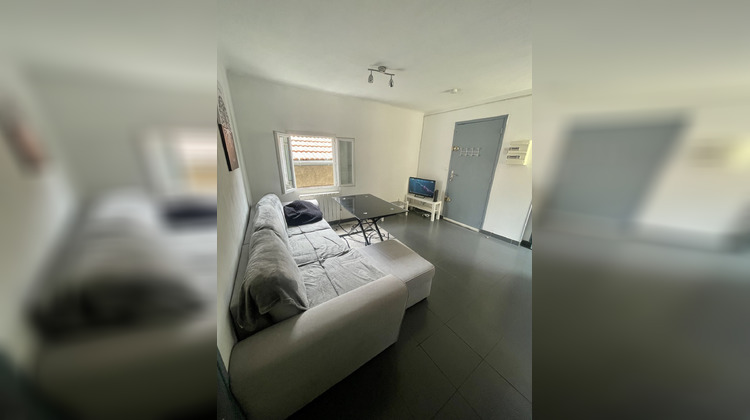 Ma-Cabane - Location Appartement Toulon, 30 m²