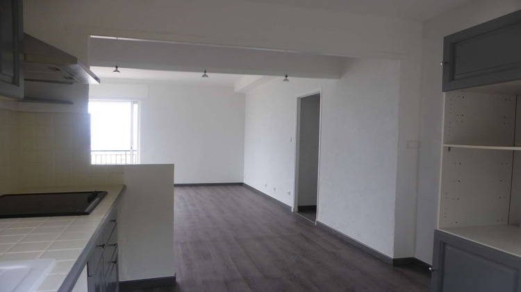 Ma-Cabane - Location Appartement Toulon, 61 m²