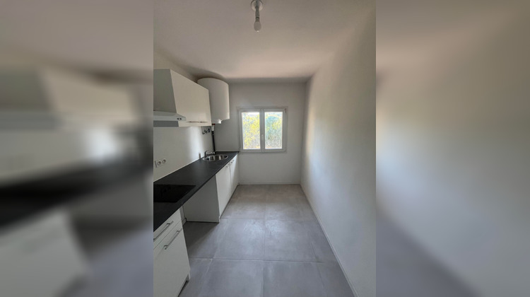 Ma-Cabane - Location Appartement Toulon, 25 m²