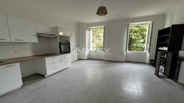 Ma-Cabane - Location Appartement Toulon, 37 m²