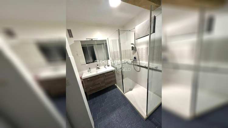 Ma-Cabane - Location Appartement TOULON, 60 m²