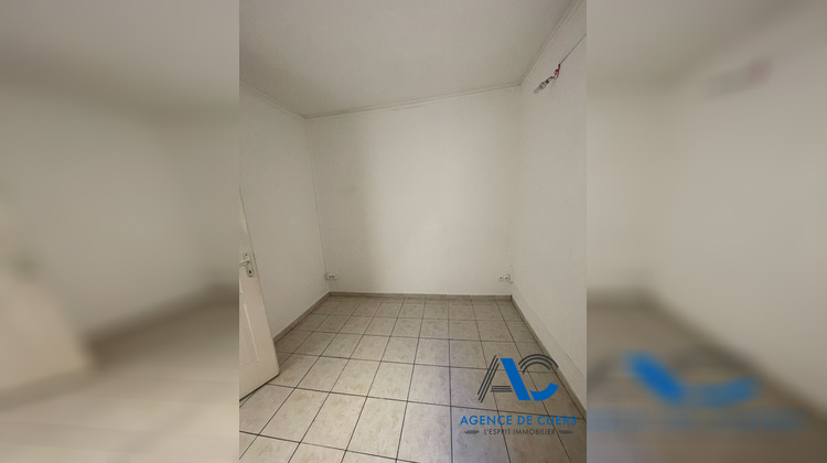 Ma-Cabane - Location Appartement TOULON, 19 m²