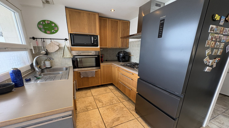 Ma-Cabane - Location Appartement Toulon, 64 m²