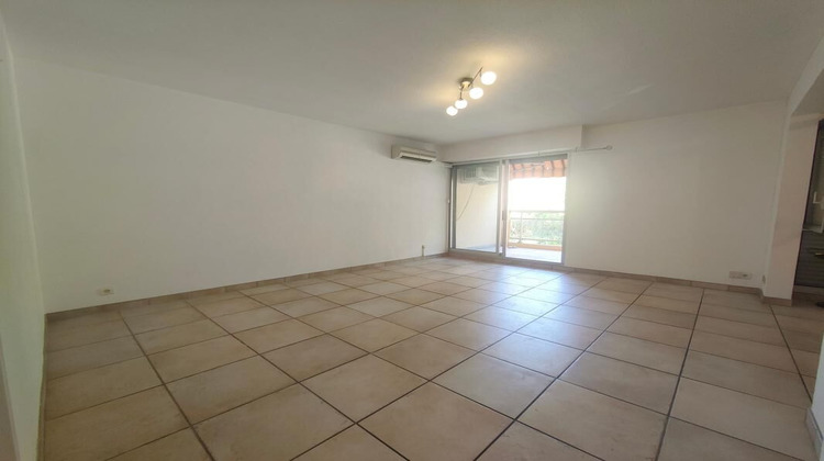 Ma-Cabane - Location Appartement Toulon, 75 m²