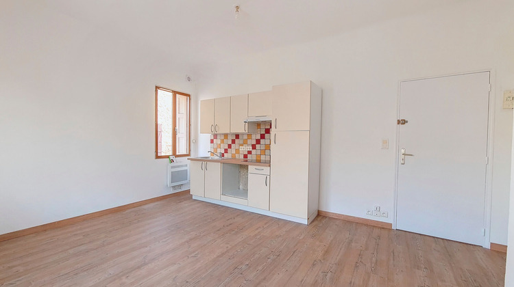 Ma-Cabane - Location Appartement TOULOUGES, 35 m²