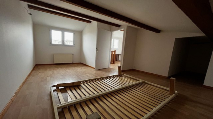 Ma-Cabane - Location Appartement Tournon-sur-Rhône, 64 m²