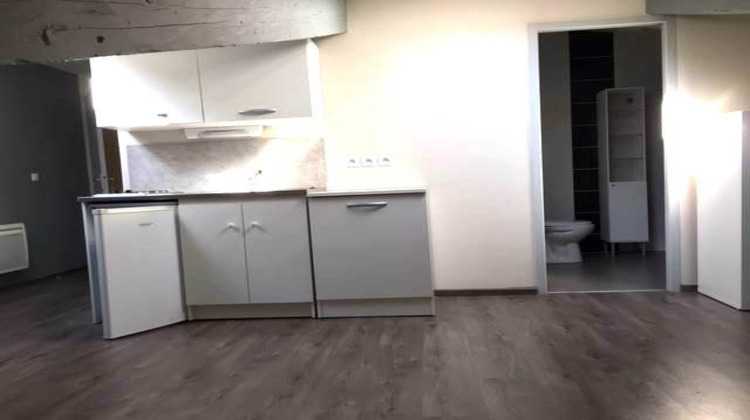 Ma-Cabane - Location Appartement Tournon-sur-Rhône, 22 m²