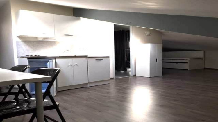 Ma-Cabane - Location Appartement Tournon-sur-Rhône, 22 m²