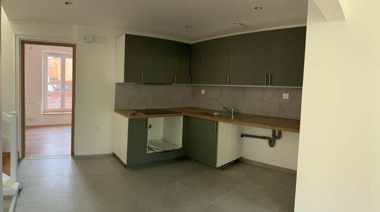 Ma-Cabane - Location Appartement Tournon-sur-Rhône, 59 m²