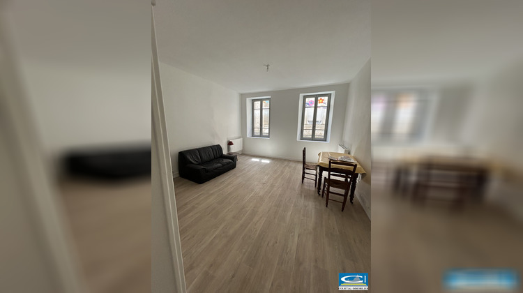 Ma-Cabane - Location Appartement Tournon-sur-Rhône, 54 m²