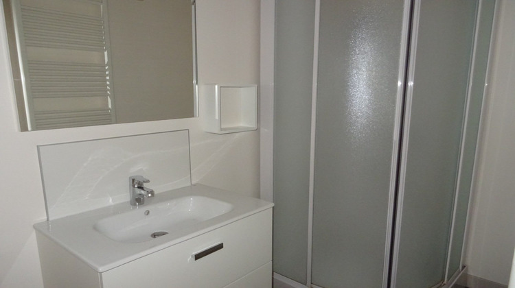 Ma-Cabane - Location Appartement Tournon-sur-Rhône, 56 m²