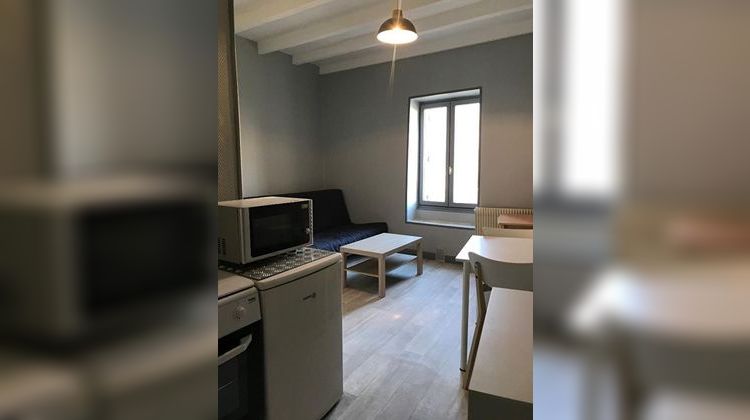 Ma-Cabane - Location Appartement TOURNUS, 18 m²