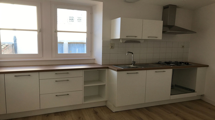 Ma-Cabane - Location Appartement TOURNUS, 60 m²