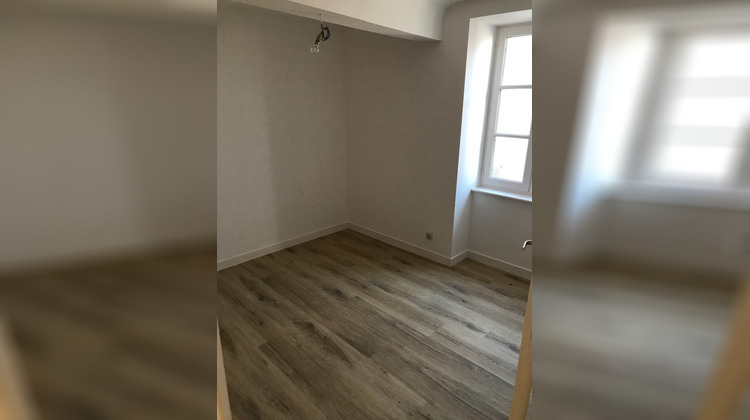 Ma-Cabane - Location Appartement TOURNUS, 60 m²