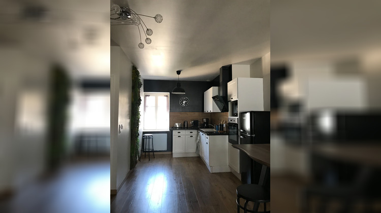 Ma-Cabane - Location Appartement TOURNUS, 53 m²
