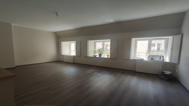 Ma-Cabane - Location Appartement TOURNUS, 45 m²
