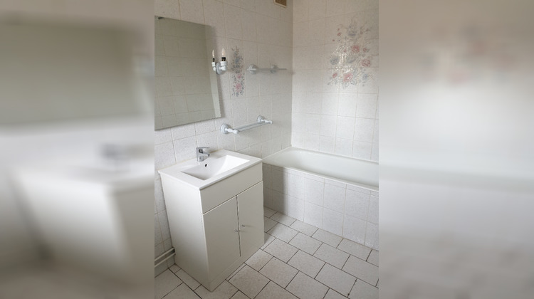 Ma-Cabane - Location Appartement TOURNUS, 51 m²