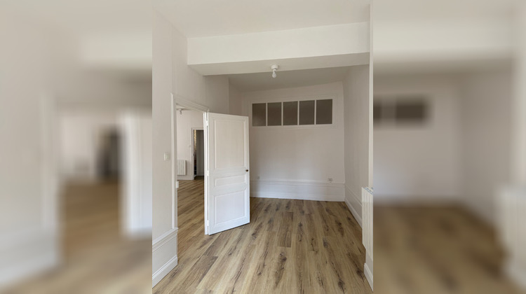Ma-Cabane - Location Appartement TOURNUS, 67 m²