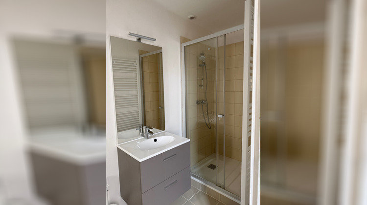 Ma-Cabane - Location Appartement TOURNUS, 67 m²
