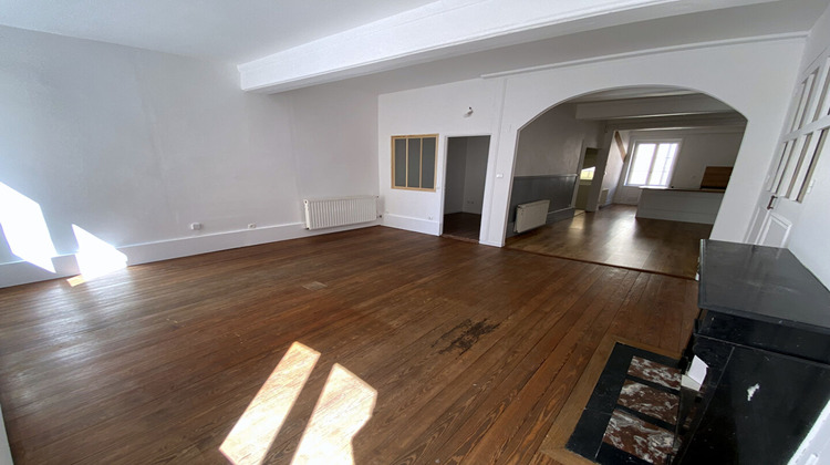 Ma-Cabane - Location Appartement TOURNUS, 112 m²