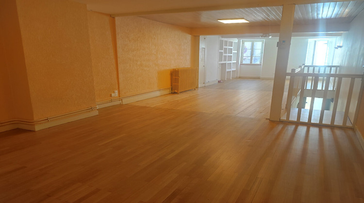 Ma-Cabane - Location Appartement TOURNUS, 139 m²