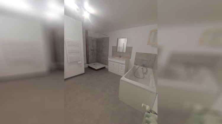 Ma-Cabane - Location Appartement TOURNUS, 139 m²