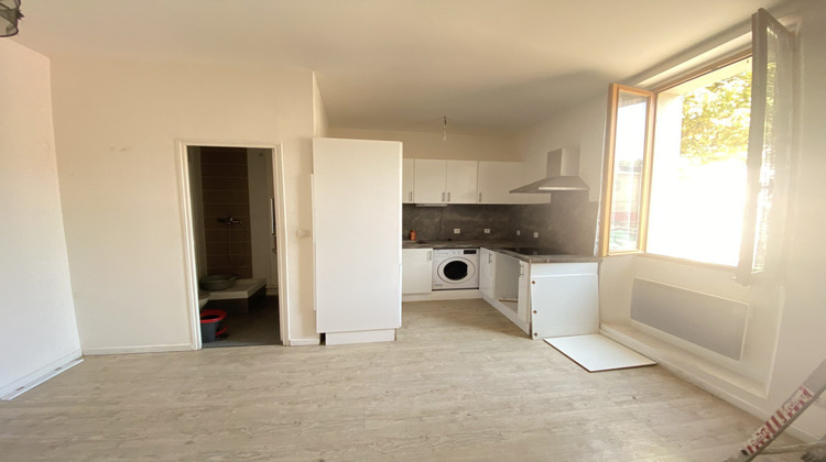 Ma-Cabane - Location Appartement Tourves, 22 m²