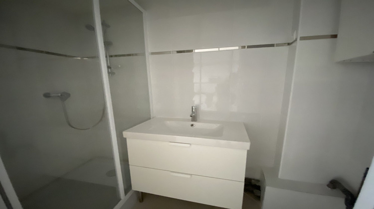 Ma-Cabane - Location Appartement Tourves, 49 m²