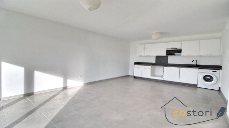 Ma-Cabane - Location Appartement Trans-en-Provence, 65 m²