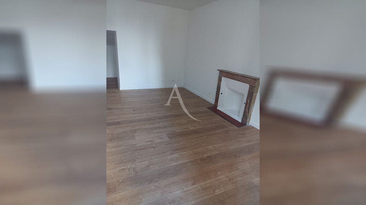 Ma-Cabane - Location Appartement TREFFIEUX, 53 m²