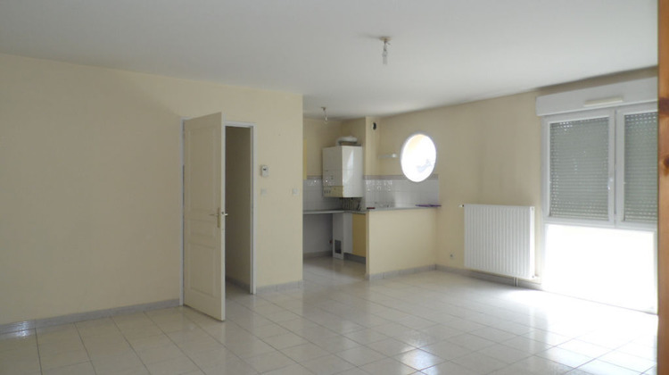 Ma-Cabane - Location Appartement TRELAZE, 65 m²