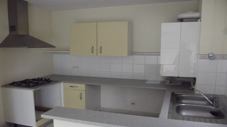 Ma-Cabane - Location Appartement TRELAZE, 65 m²