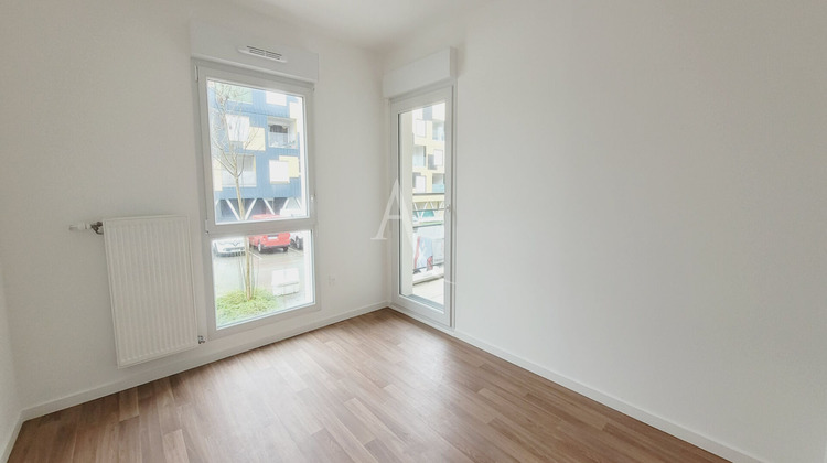 Ma-Cabane - Location Appartement TRELAZE, 60 m²