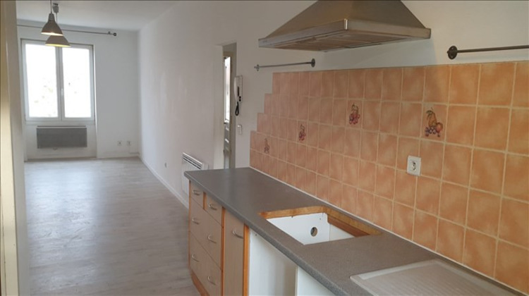 Ma-Cabane - Location Appartement TRETS, 62 m²