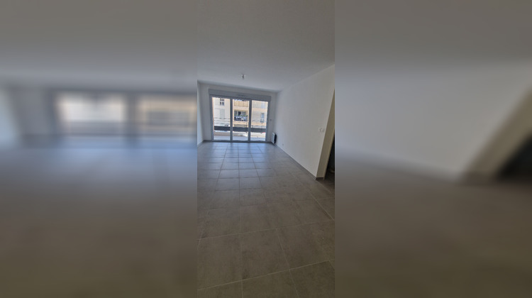 Ma-Cabane - Location Appartement TRETS, 42 m²