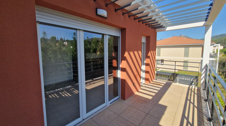 Ma-Cabane - Location Appartement TRETS, 63 m²