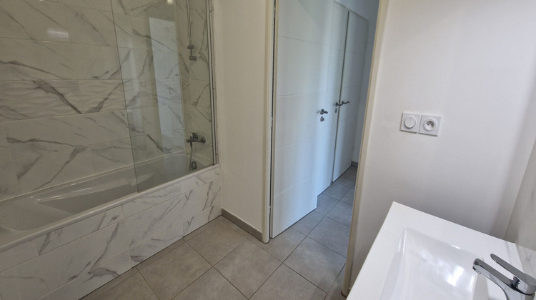 Ma-Cabane - Location Appartement TRETS, 63 m²