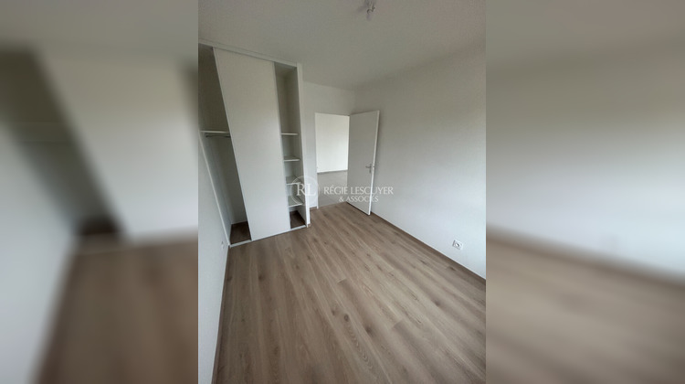 Ma-Cabane - Location Appartement TREVOUX, 90 m²