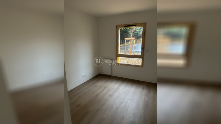 Ma-Cabane - Location Appartement TREVOUX, 87 m²