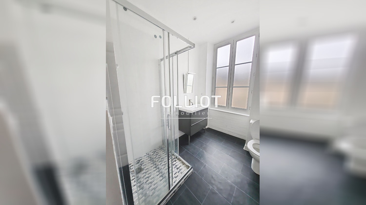 Ma-Cabane - Location Appartement TRUTTEMER-LE-GRAND, 57 m²