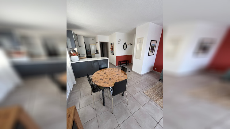 Ma-Cabane - Location Appartement Uchaud, 60 m²