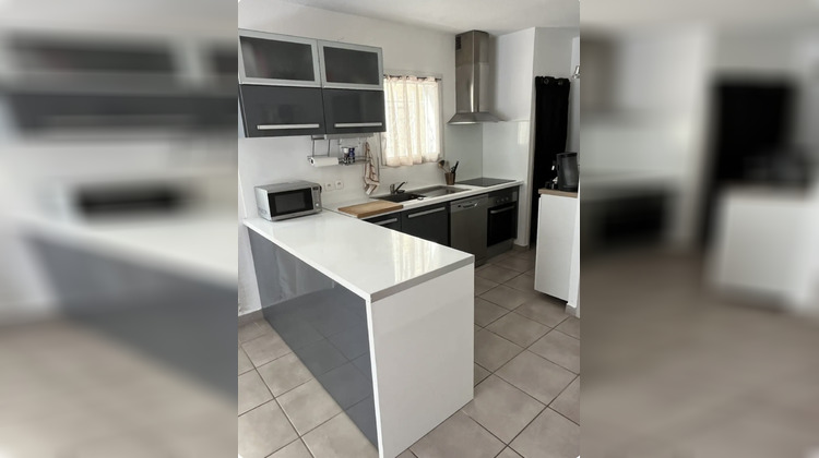 Ma-Cabane - Location Appartement Uchaud, 60 m²