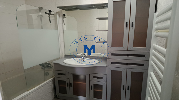 Ma-Cabane - Location Appartement Unieux, 59 m²