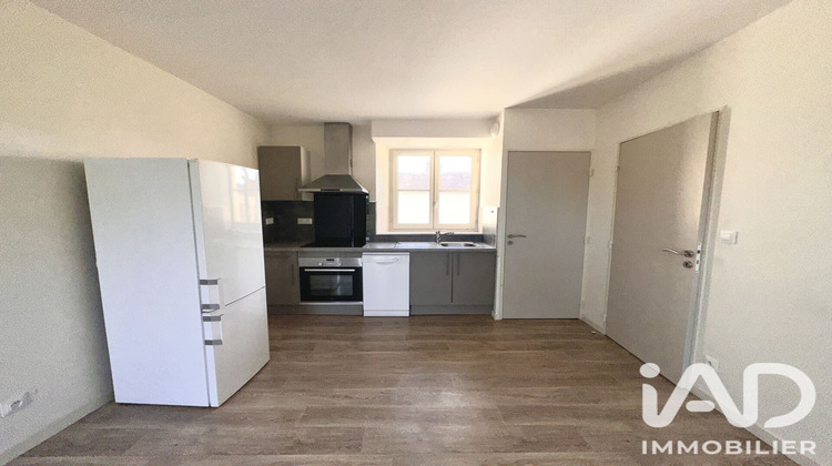 Ma-Cabane - Location Appartement Ury, 34 m²