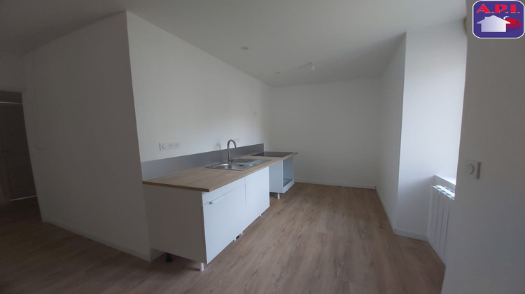 Ma-Cabane - Location Appartement USSAT, 71 m²