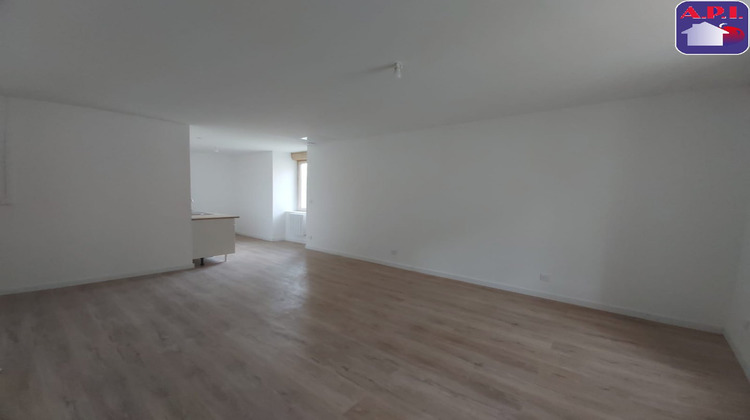 Ma-Cabane - Location Appartement USSAT, 71 m²