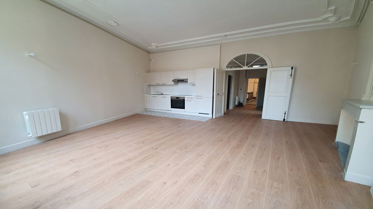 Ma-Cabane - Location Appartement UZES, 55 m²