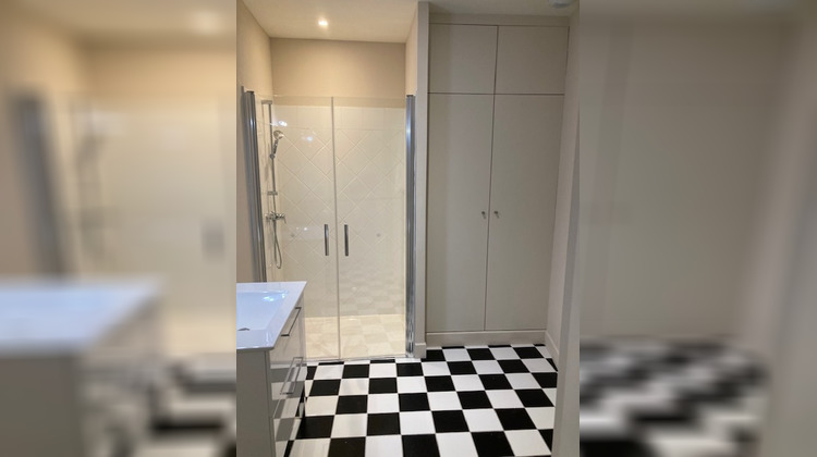 Ma-Cabane - Location Appartement UZES, 85 m²