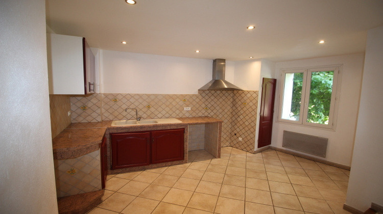 Ma-Cabane - Location Appartement Vacqueyras, 59 m²